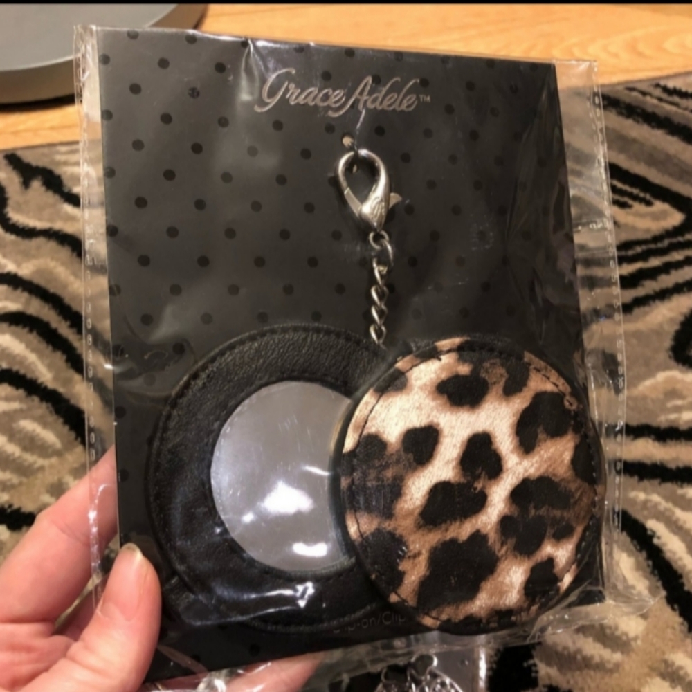 Mirror Bag Clips/Accessories Compact - Leopard Print